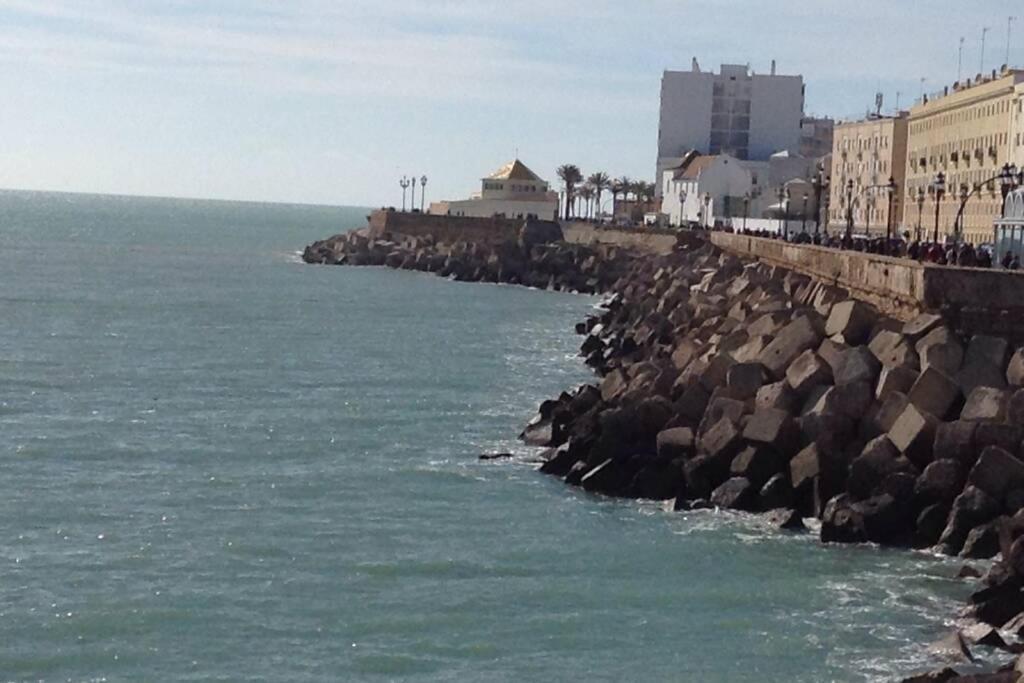 La Casona De Arboli En El Centro Con Wifi Apartman Cádiz Kültér fotó